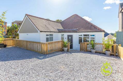 Langdon Road, Poole BH14 3 bed detached bungalow for sale