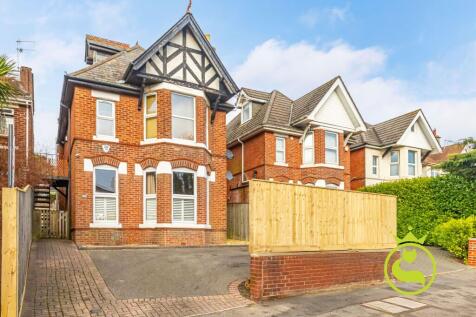 Bournemouth Road, Poole BH14 2 bed maisonette for sale