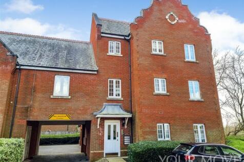 Kipling Close, Brentwood CM14 2 bed flat for sale