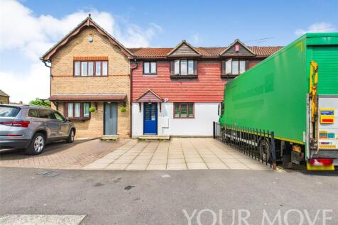 B Como Street, Romford RM7 3 bed terraced house for sale
