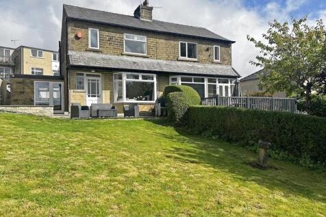 Sunnybank Crescent, Greetland 3 bed semi