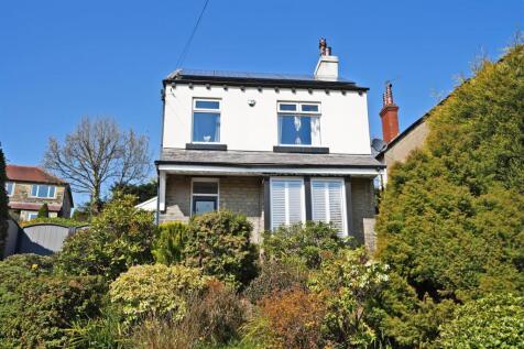 Saddleworth Road, Greetland, Halifax 3 bed detached house for sale