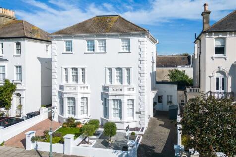 Westbourne Villas, Hove, East Sussex... 5 bed semi
