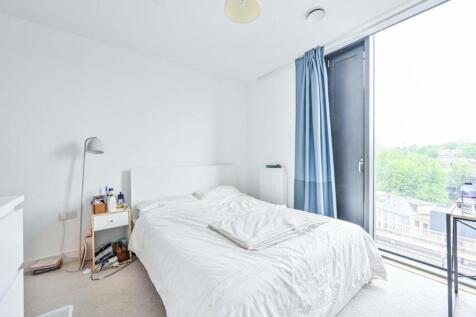 Station Road, Lewisham, SE13 1 bed flat for sale