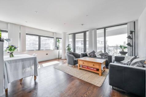Lambarde Square, Greenwich, London... 3 bed flat for sale