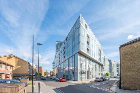 Little Thames Walk, Deptford, London... 3 bed flat for sale