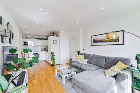 1 bedroom flat for sale
