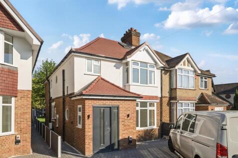 4 bedroom semi-detached house for sale
