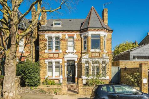 Claremont Road, Twickenham TW1 1 bed flat for sale