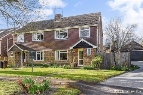 Riverside Green, Kings Somborne... 3 bed semi
