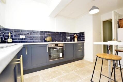 Adine Road, Plaistow, London, E13 8LL 1 bed flat for sale