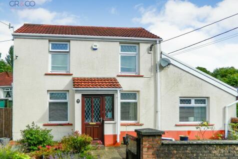 2 bedroom detached house for sale