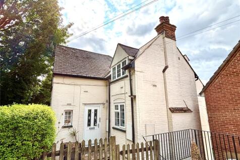 Longdene Road, Haslemere, Surrey, GU27 2 bed apartment for sale