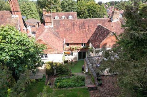 Lower Street, Haslemere, Surrey, GU27 4 bed end of terrace house for sale