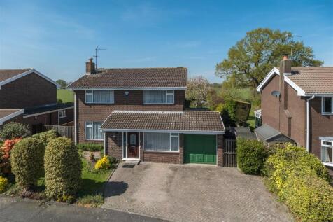 Covert Rise, Tattenhall 4 bed detached house for sale