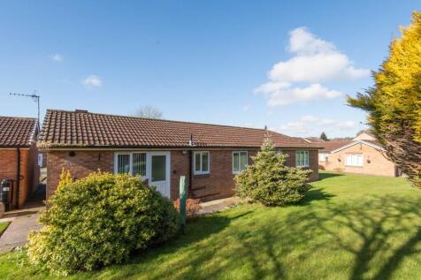 2 bedroom semi-detached bungalow for sale