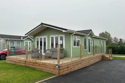 Meadows Retreat Lodge Park 3 bed park home for sale