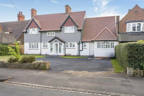 6 bedroom detached house for sale