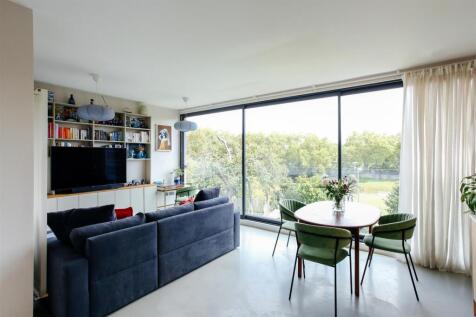 1 bedroom flat for sale