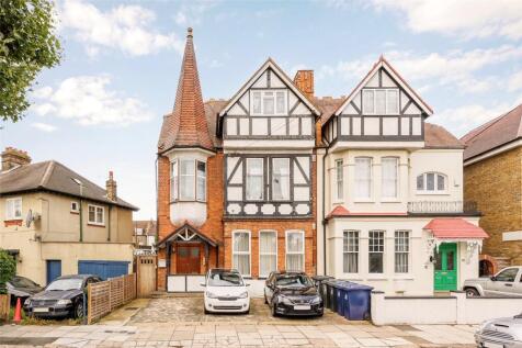 London W3 1 bed apartment for sale