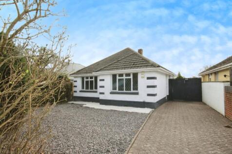 Evering Avenue, Poole, BH12 2 bed detached bungalow for sale