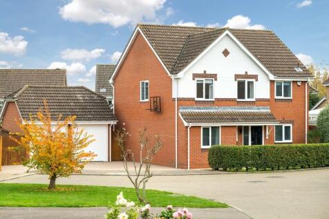 Markant Close, Bury St. Edmunds IP32 5 bed detached house for sale