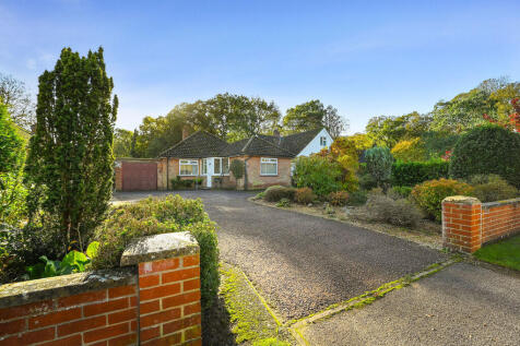 Icepits Close, Bury St. Edmunds IP31 2 bed detached bungalow for sale
