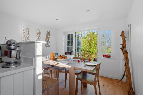 Kingston, Wareham, Dorset 2 bed terraced house for sale