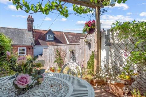 Bere Regis, Wareham, Dorset 2 bed terraced house for sale