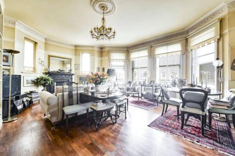 Nevern Mansions, Earls Court... 2 bed flat for sale