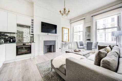 Warwick Road, Earls Court, London, SW5 2 bed flat for sale