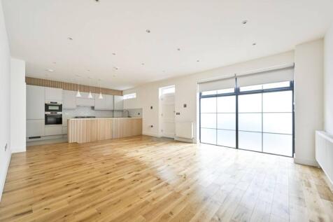 Old Manor Yard, Earls Court, London, SW5 5 bed terraced house for sale