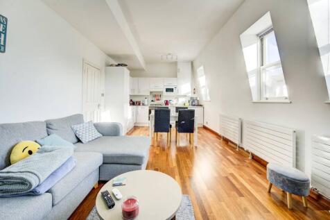 Philbeach Gardens, Earls Court... 2 bed flat for sale