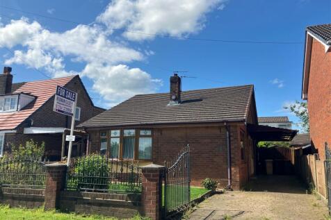 Scot Lane, Blackrod, Bolton 3 bed bungalow for sale