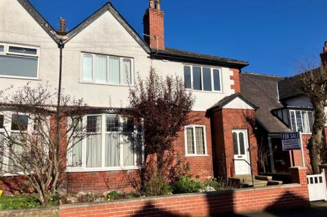 New Hall Lane, Heaton, Bolton 4 bed semi