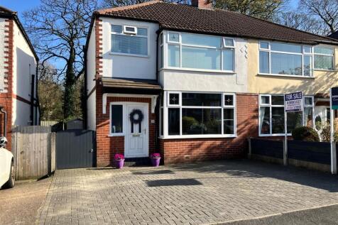 3 bedroom semi-detached house for sale