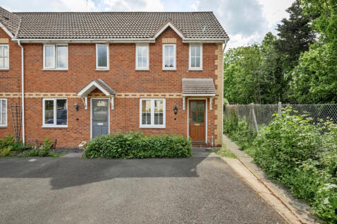 2 bedroom end of terrace house for sale