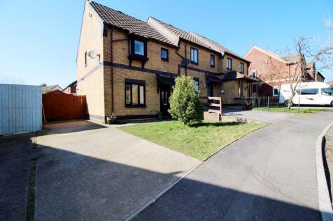 3 bedroom end of terrace house for sale