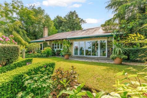Cleeve Hill, Cheltenham... 4 bed detached house for sale
