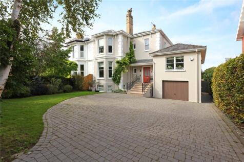 5 bedroom semi-detached house for sale