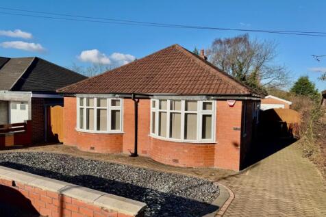 2 bedroom detached bungalow for sale