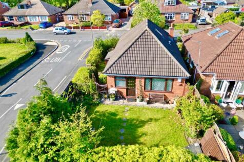 2 bedroom detached bungalow for sale