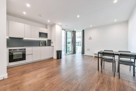 Hartingtons Court, Finsbury Park... 1 bed flat for sale