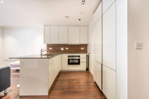 Devan Grove, Manor House, London, N4 Studio for sale