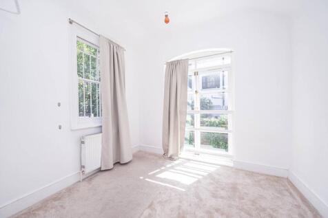 Cazenove Road, Hackney, London, N16 1 bed flat for sale