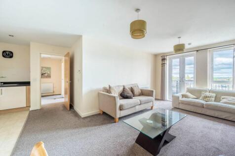 Northolt Road, South Harrow, Harrow, HA2 2 bed flat for sale