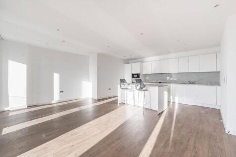 College Road, HA1, Harrow, HA1 3 bed flat for sale