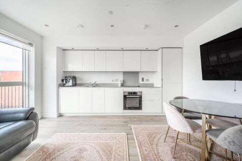 Lyon Road, Harrow, HARROW, HA1 1 bed flat for sale