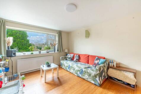 Bessborough Road, Harrow on the Hill... 2 bed flat for sale