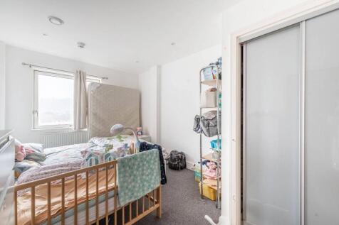 Pinner Road, Harrow, HA1 2 bed flat for sale